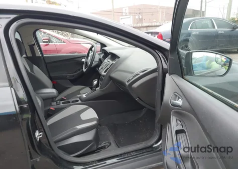 2014 Ford Focus Se из США, поврежденный, VIN 1FADP3F2XEL194748